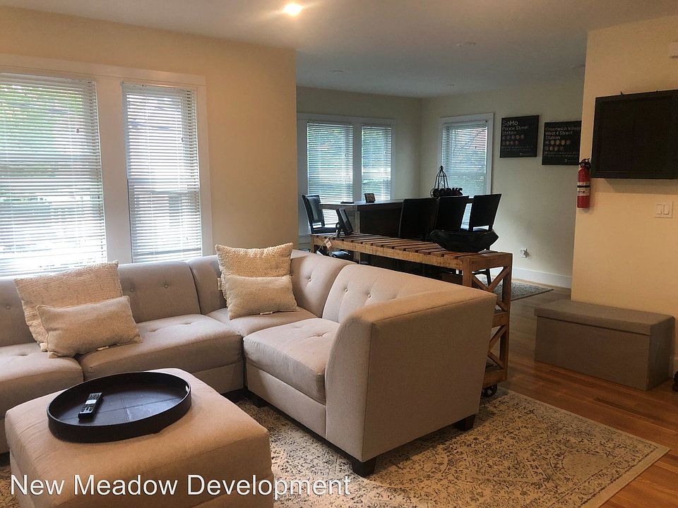 2nd image of 30 Cypress St #2