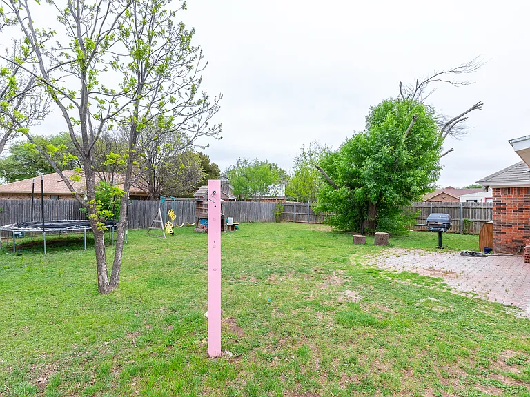857 Chaucer Dr — Photo 34