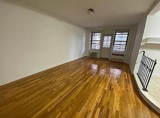 2nd image of 103-10 Queens Blvd #6S