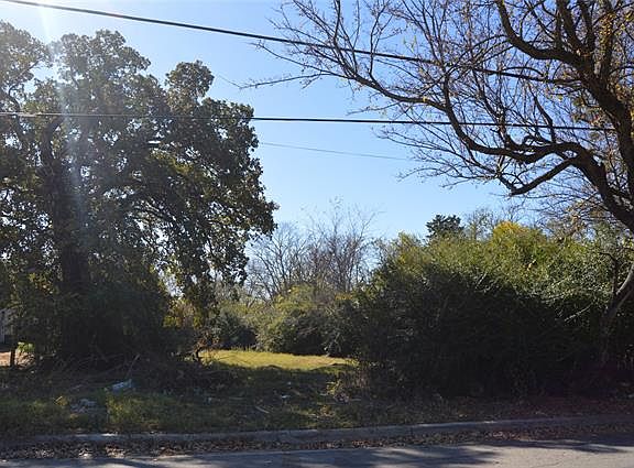 4th image of 4840 Sunshine Dr