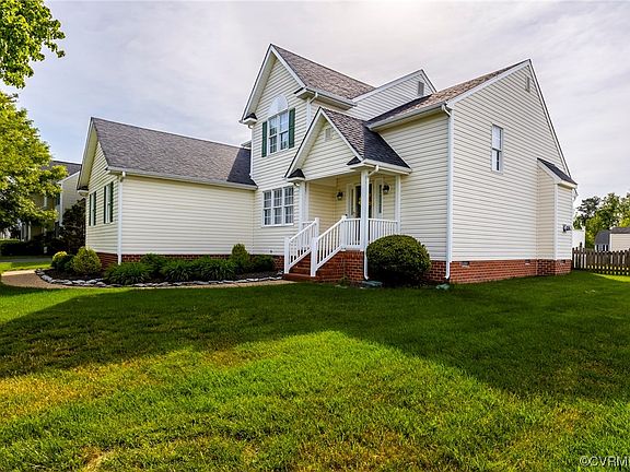 3rd image of 6009 Green Haven Dr