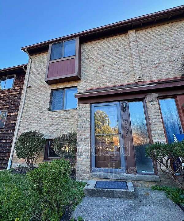 1st image of 7326 Mossy Brink Ct