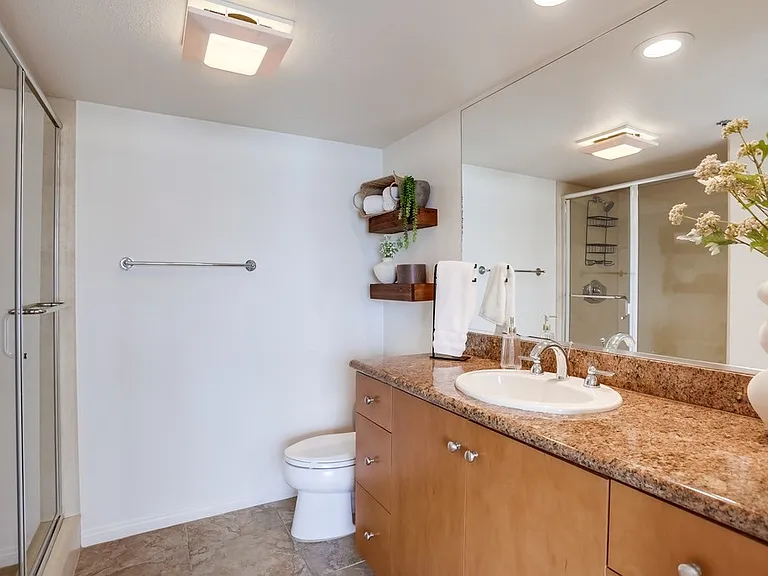 924 Hornblend St #311 — Photo 9