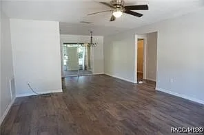 2 bed, 1160 sqft, $1,600 — Photo 4