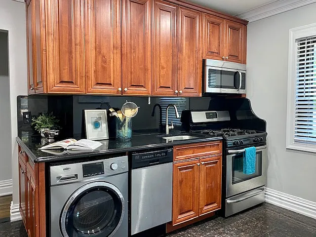 Fairfield Cedarhurst Court — Photo 8