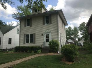 2717 E Pleasant St, Davenport, IA 52803
