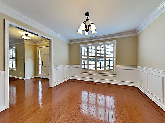5th image of 7209 Olive Branch Ln