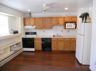 2747 S Darien St #1, Philadelphia, PA 19148