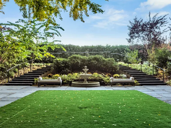 1 Sutton Place South image 23 of 26