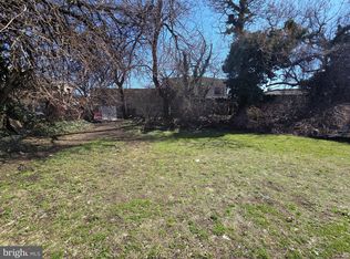 1447 N Paxon St, Philadelphia, PA 19131