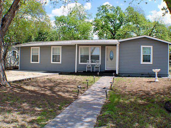 3rd image of 1141 Katy St