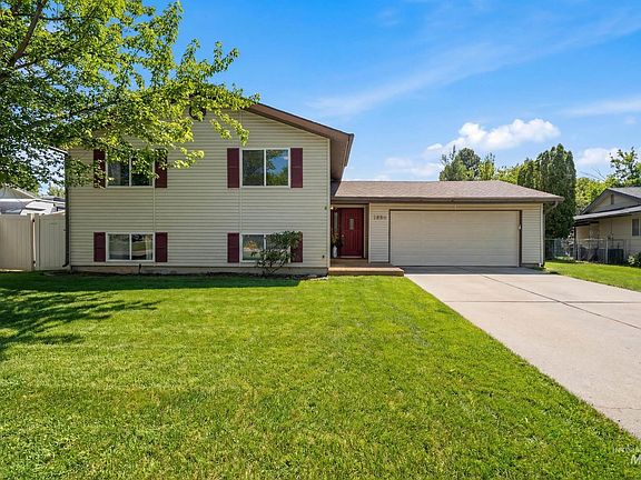 2nd image of 3589 S Minuteman Way