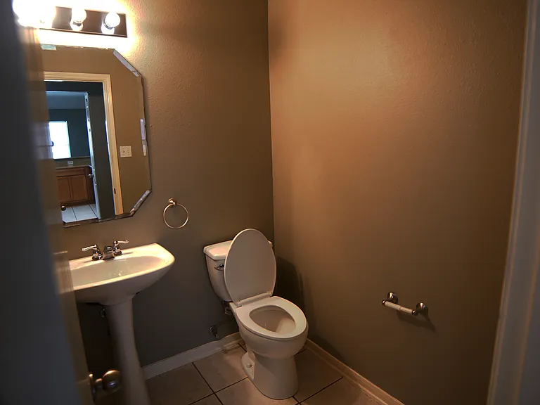 downstairs half bathroom
