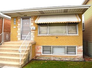 5239 S Luna Ave, Chicago, IL 60638