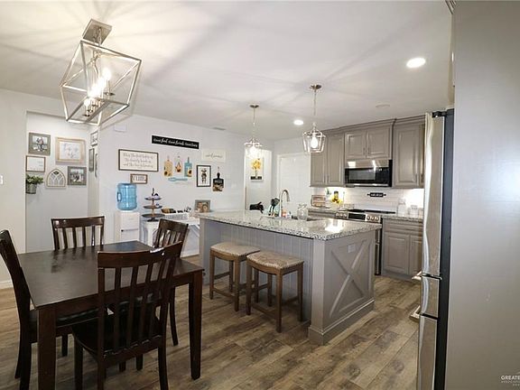 4th image of 311 Spanish Oak Ave