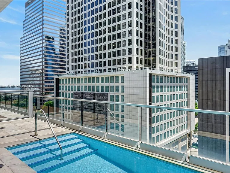 500 Brickell Ave #1100 — Photo 25