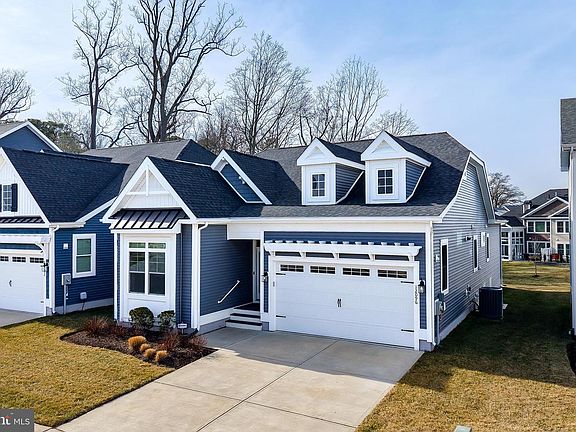 2nd image of 12096 Collins Rd