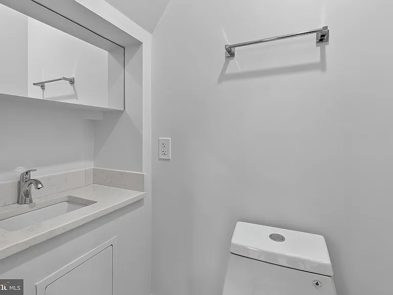 1650 Columbia Rd NW #401 — Photo 7