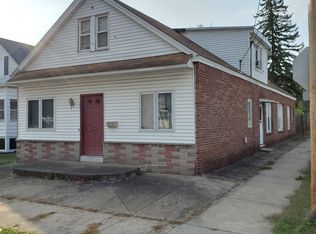 2046 Hugh St, Schenectady, NY 12306