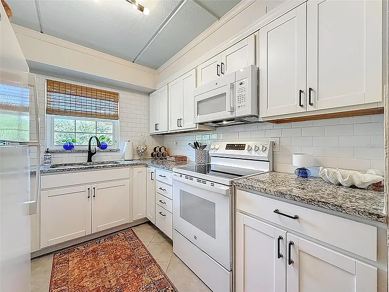 360 N Bayshore Blvd #108 — Photo 18