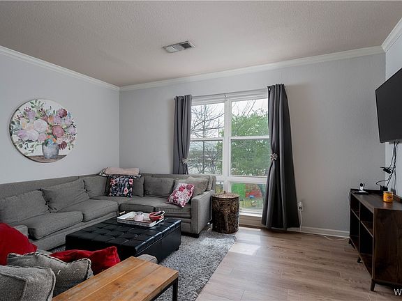 3rd image of 600 13th St Unit 333