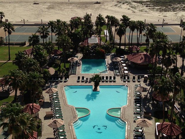1st image of 500 Padre Blvd