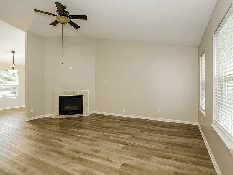 1495 Brigade Cir — Photo 4