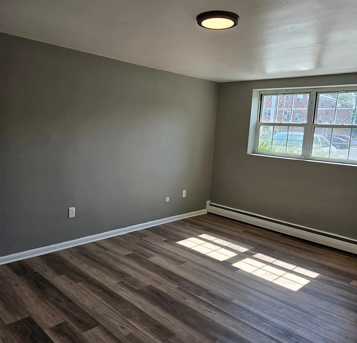 1 bed, 800 sqft, $900 — Photo 1