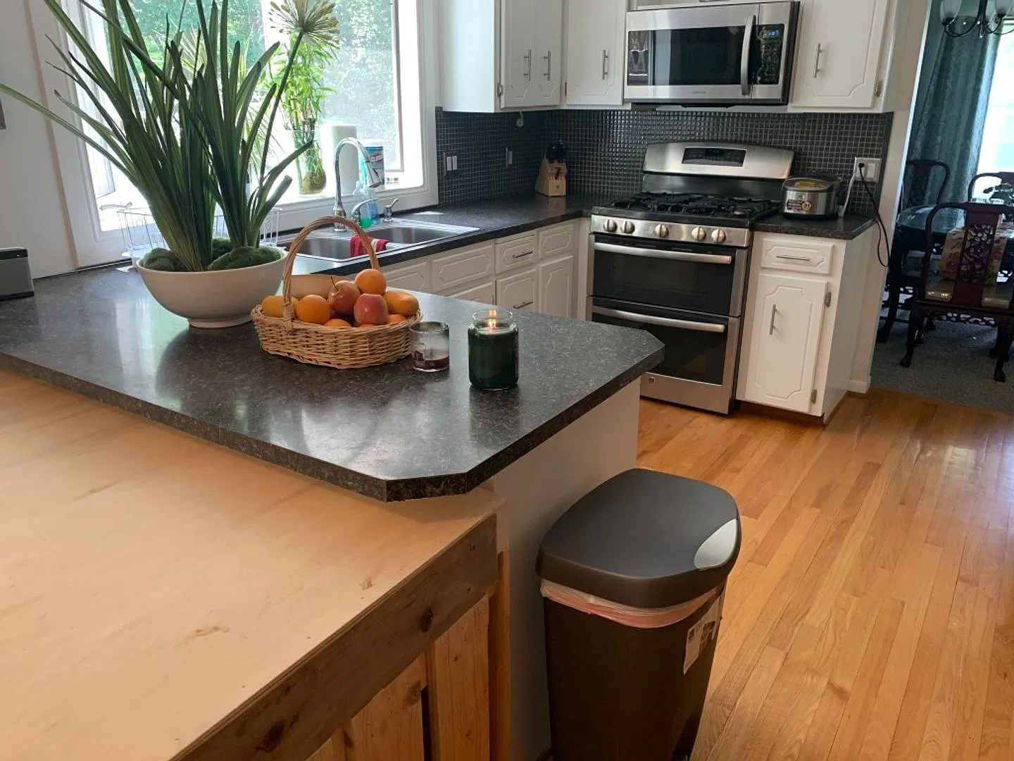 Home For Rent in Papillion — Photo 2