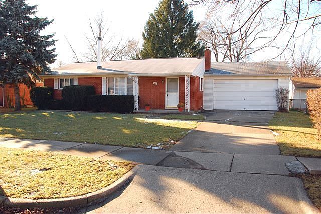 1st image of 3410 Fernwood Ave