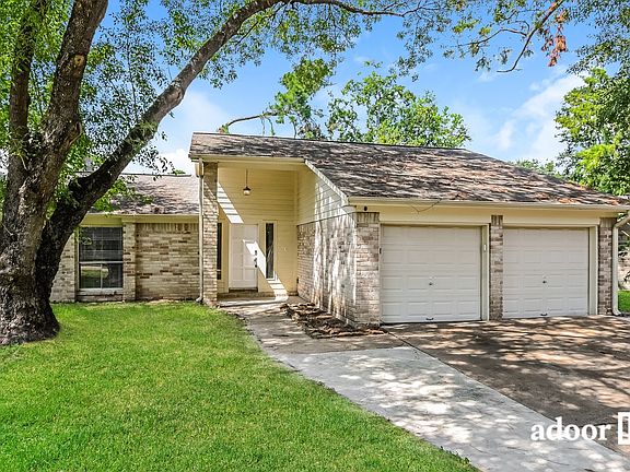 2nd image of 15938 Wine Rock Dr