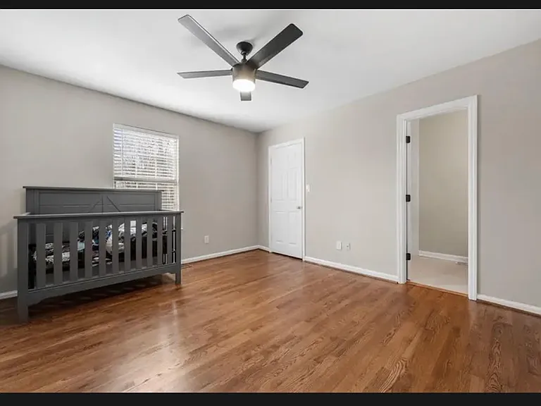 3854 Meadow Creek Dr — Photo 9