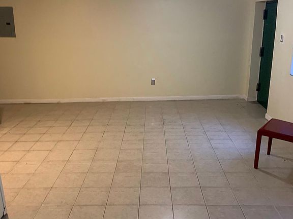 4th image of 1740 Westchester Ave APT 1