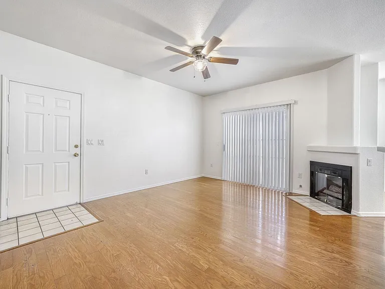 2116 Calville St #102-9 — Photo 3