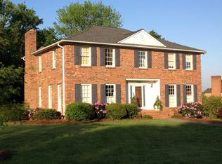 7000 Tramore Ln, Clemmons, NC 27012