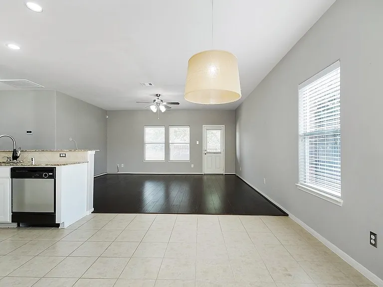 602 Blue Oasis Ct — Photo 23