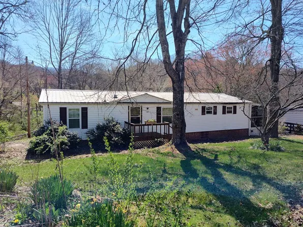 2960 Clarks Chapel Rd, Franklin, NC 28734