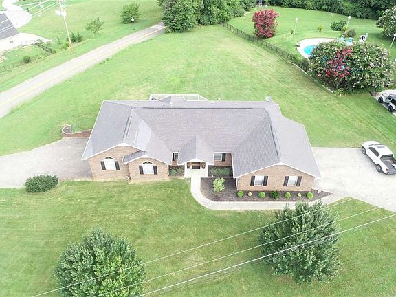 2nd image of 1054 E Brentwood Dr