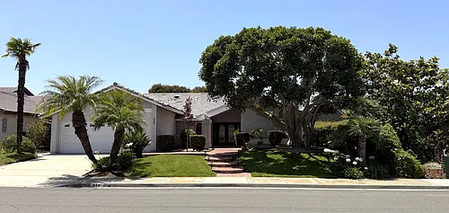 949 Daisy Ave Photo 1