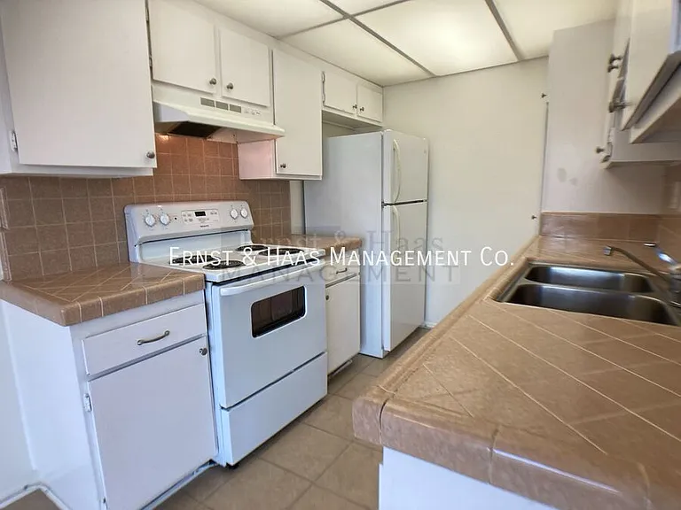 4595 California Ave #209 — Photo 10