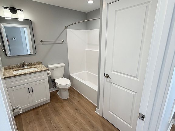 5th image of 1635 Kentucky Ave #1247-A