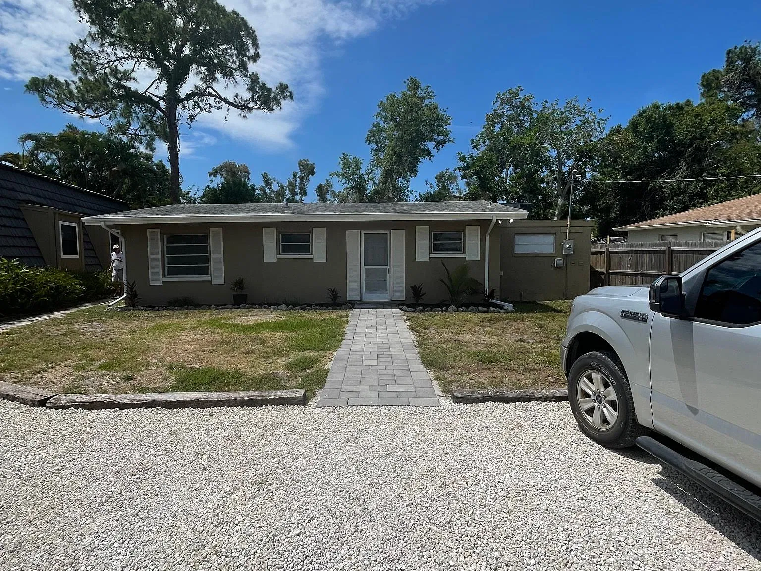 2 bed, 950 sqft, $1,950 — Photo 1