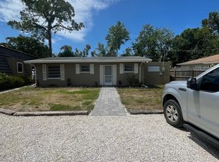 1876 Marbeth St, Sarasota, FL 34231