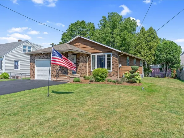 224 Kenwick Dr, Syracuse, NY 13208