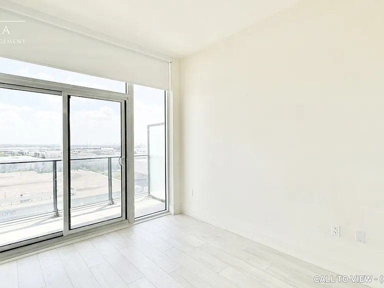 9000 Jane St #601 — Photo 1