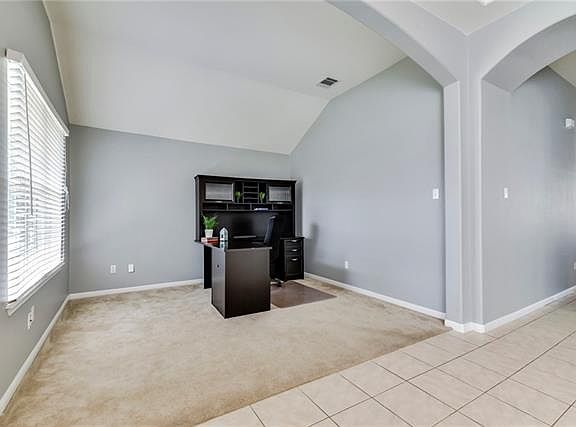5th image of 1108 Samson Dr