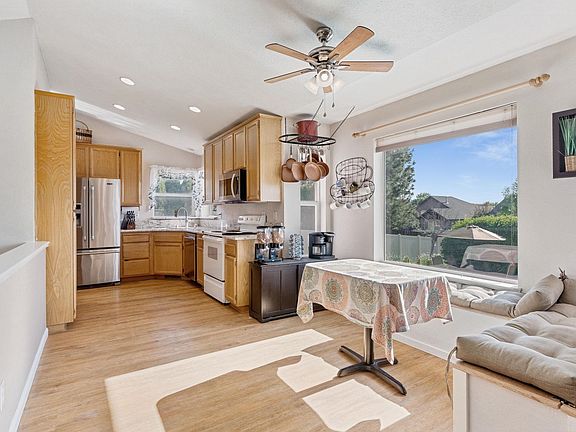 4th image of 7808 S West Terrace Dr