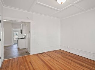17 Granite St FLOOR 1, Saratoga Springs, NY 12866