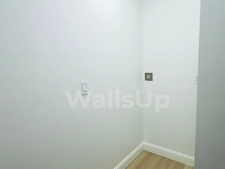 17-19 Cabot St #1 — Photo 1