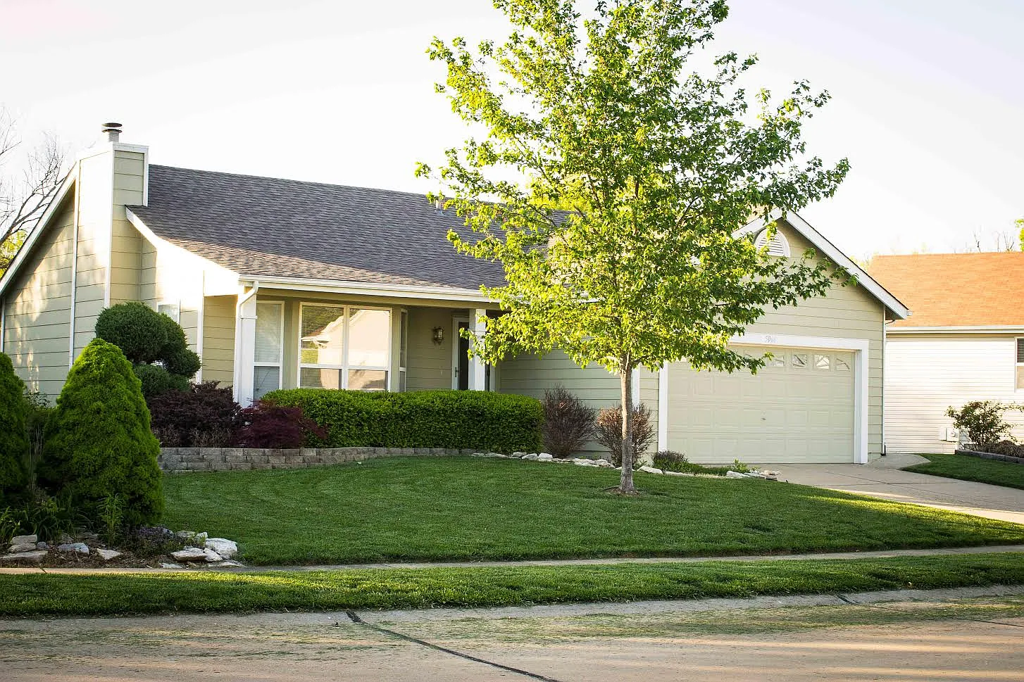 5066 Danielle Dr photo 1